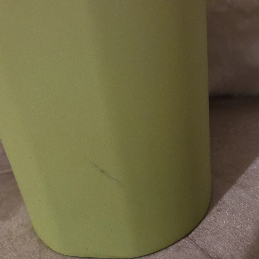 Corkcicle 20oz Sports Canteen Gradient Water Bottle - Black and  Lime Green - Picture 10 of 10